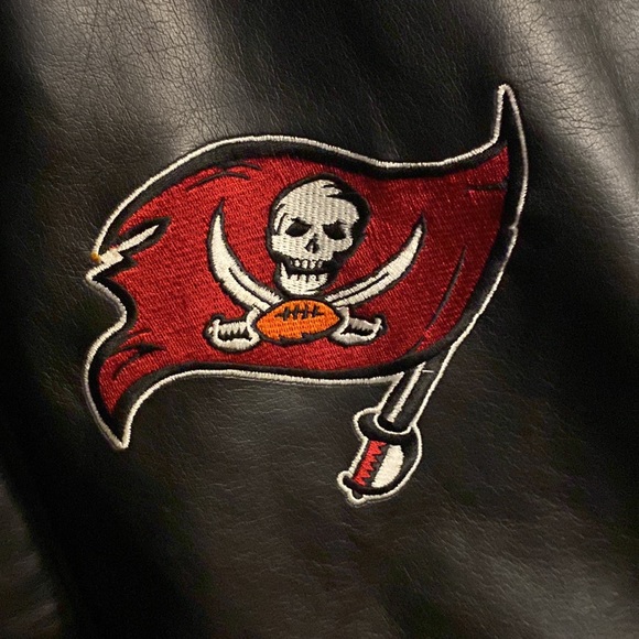 NFL game day Flax leather Tampa Bay Buccaneers jacket - Picture 9 of 10